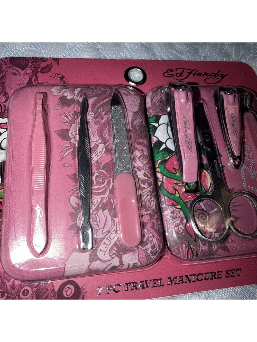 Ed Hardy 7 Pc Manicure Set Pink Nail Clippers Scissors File Travel Kit New